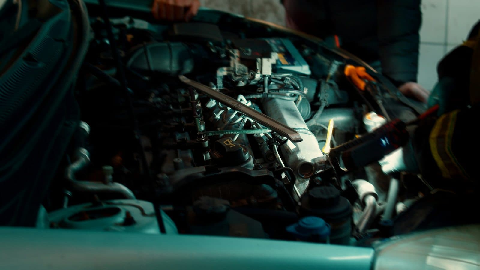 Intervention sur un moteur ouvert